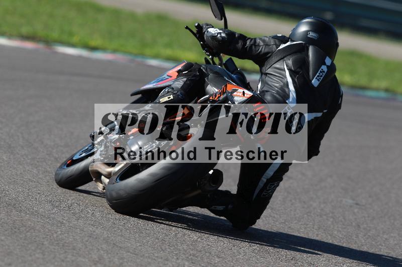 /Archiv-2022/64 19.09.2022.09 Plüss Moto Sport Yamaha Fun Day ADR/Sportfahrer/backside